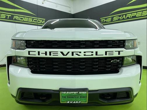 White 2020 Chevrolet Silverado 1500 Custom