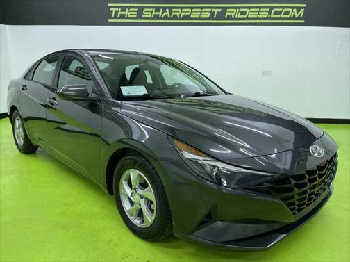 2021 Hyundai ELANTRA SE