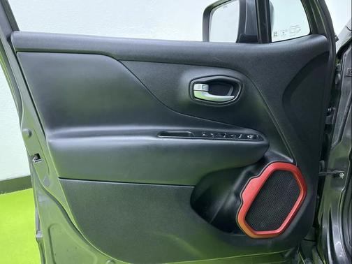 2018 Jeep Renegade Trailhawk