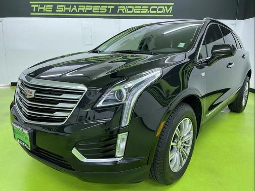 Black 2019 Cadillac XT5 Luxury