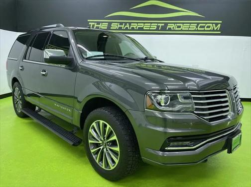 2017 Lincoln Navigator Select