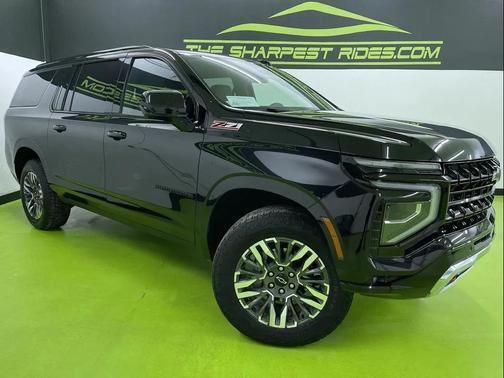 2025 Chevrolet Suburban 4WD Z71