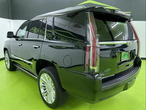 2019 Cadillac Escalade Platinum