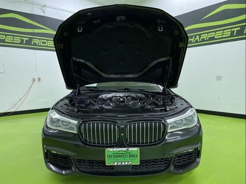 2016 BMW 750 i xDrive