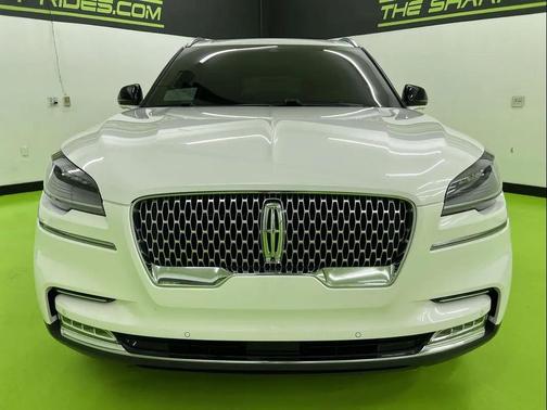 White 2020 Lincoln Aviator Reserve RWD