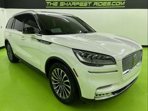 White 2020 Lincoln Aviator Reserve RWD