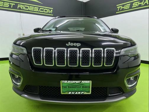 Black 2019 Jeep Cherokee Limited