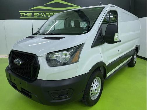 2022 Ford Transit-250 Base