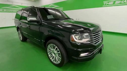 2015 Lincoln Navigator Base