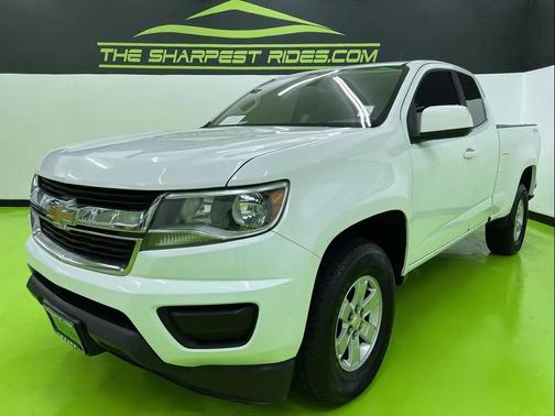 White 2019 Chevrolet Colorado WT