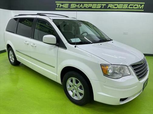 2010 Chrysler Town & Country Touring