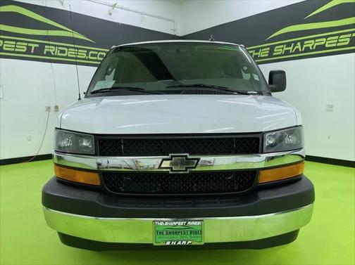 2017 Chevrolet Express 3500 LT