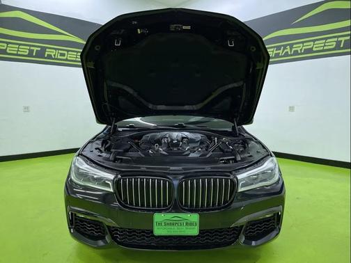 2018 BMW 750 i xDrive