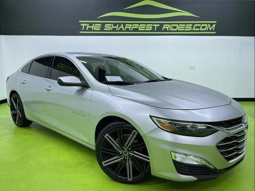 2022 Chevrolet Malibu FWD LT