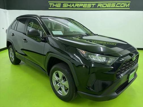 2022 Toyota RAV4 Hybrid LE