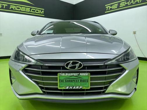 2019 Hyundai ELANTRA SEL