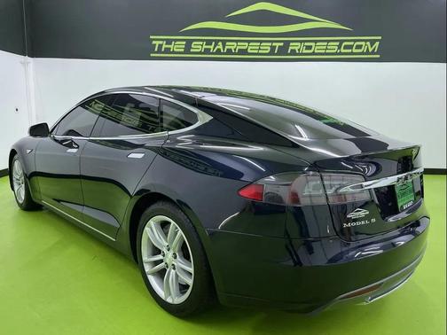 2014 Tesla Model S