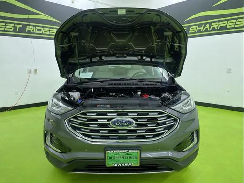 2021 Ford Edge Titanium