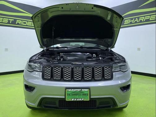 2021 Jeep Grand Cherokee Laredo