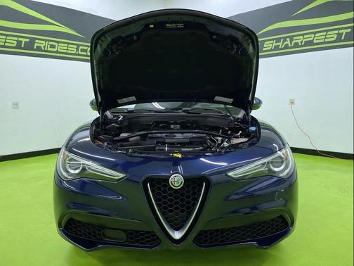 2018 Alfa Romeo Stelvio Base