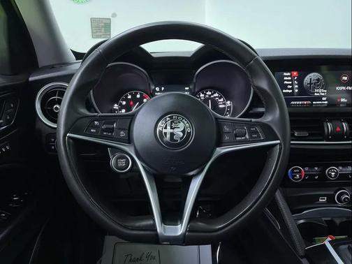 2018 Alfa Romeo Stelvio Base
