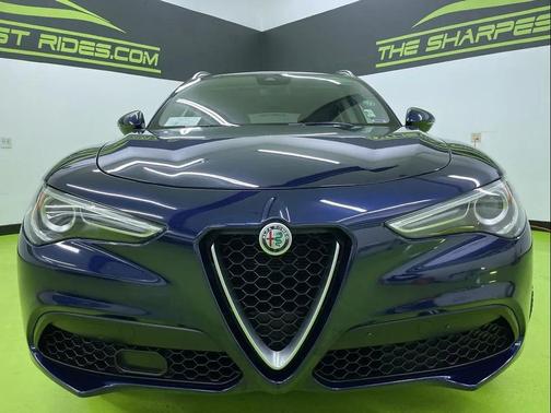 2018 Alfa Romeo Stelvio Base