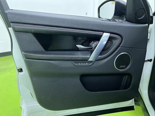 White 2020 Land Rover Discovery Sport R-Dynamic SE
