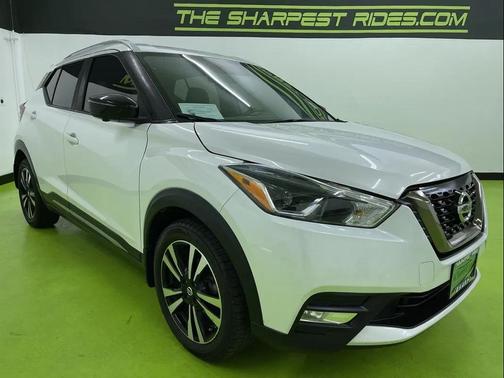 2019 Nissan Kicks SR