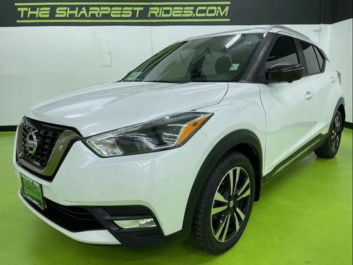 2019 Nissan Kicks SR
