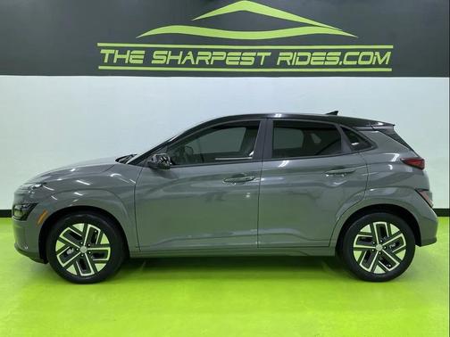 2022 Hyundai KONA EV SEL