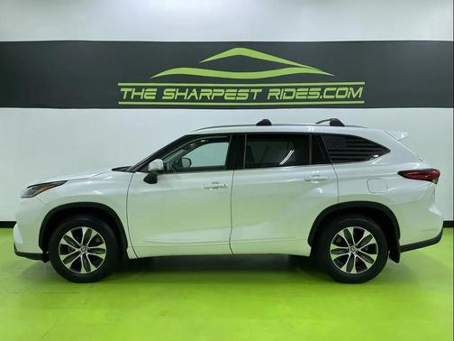 2021 Toyota Highlander XLE