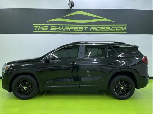 2022 GMC Terrain SLE