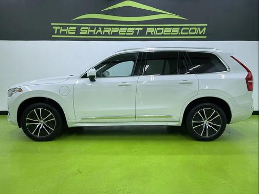 2022 Volvo XC90 Recharge Plug-In Hybrid T8 Inscription Expression 7 Passenger