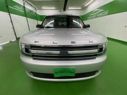 Photo 2 of 20 of 2017 Ford Flex SEL