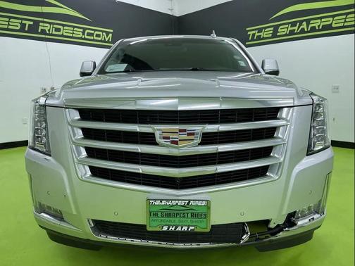 2018 Cadillac Escalade ESV Luxury