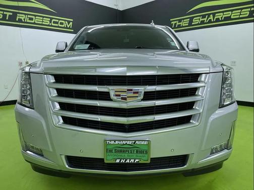 2018 Cadillac Escalade ESV Luxury