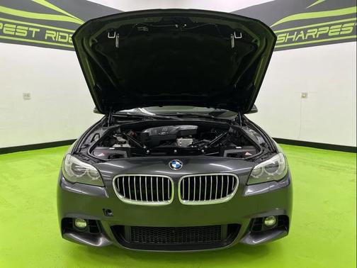 Gray 2015 BMW 528 xDrive