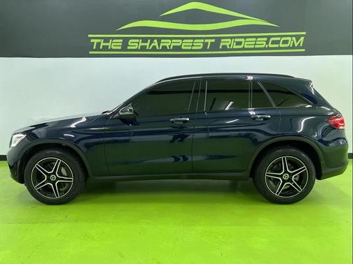 Blue 2022 Mercedes-Benz GLC 300 4MATIC