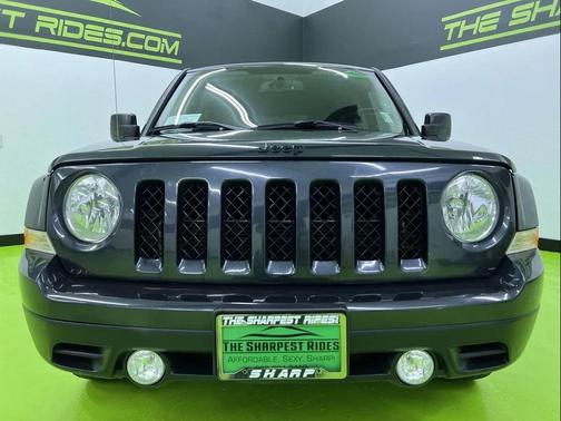 Gray 2014 Jeep Patriot Altitude