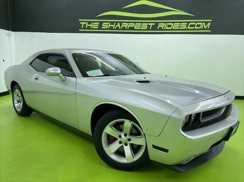 2010 Dodge Challenger SE
