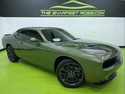 2022 Dodge Challenger SXT