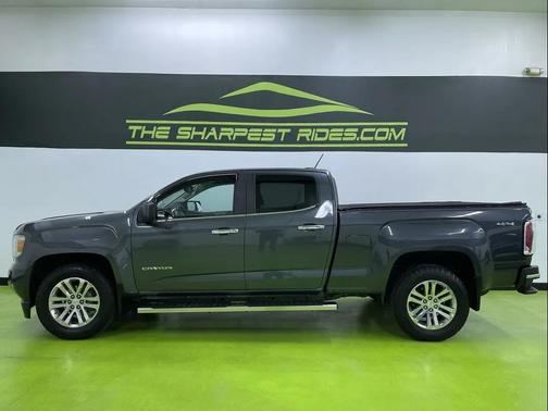 Gray 2016 GMC Canyon SLT