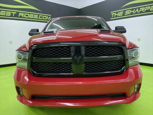 2017 RAM 1500 Night Crew Cab 4x4 5'7' Box