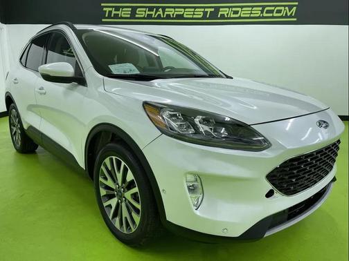 2020 Ford Escape Titanium