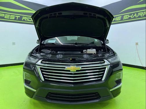 Black 2023 Chevrolet Traverse Premier