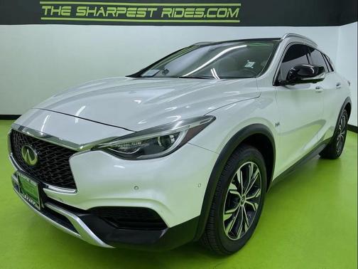 2019 INFINITI QX30 LUXE