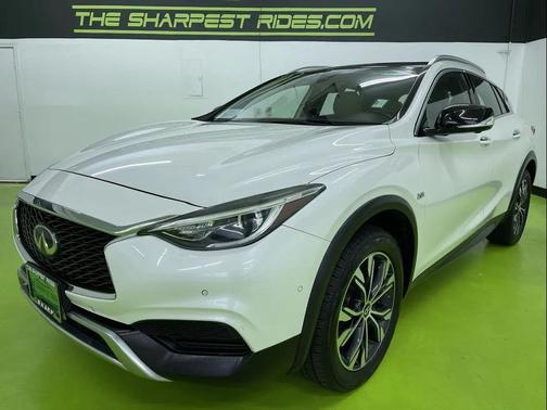 2019 INFINITI QX30 LUXE