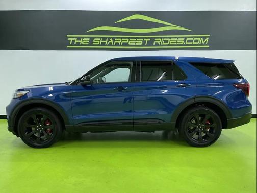 2022 Ford Explorer ST