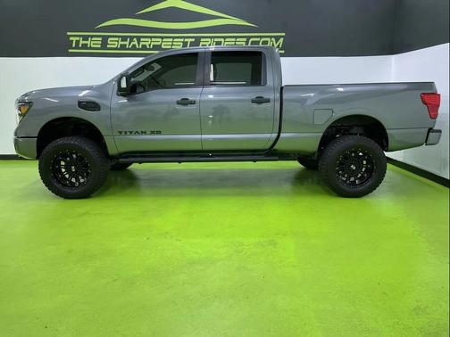 2018 Nissan Titan XD SV