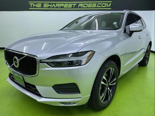 2021 Volvo XC60 T5 Momentum